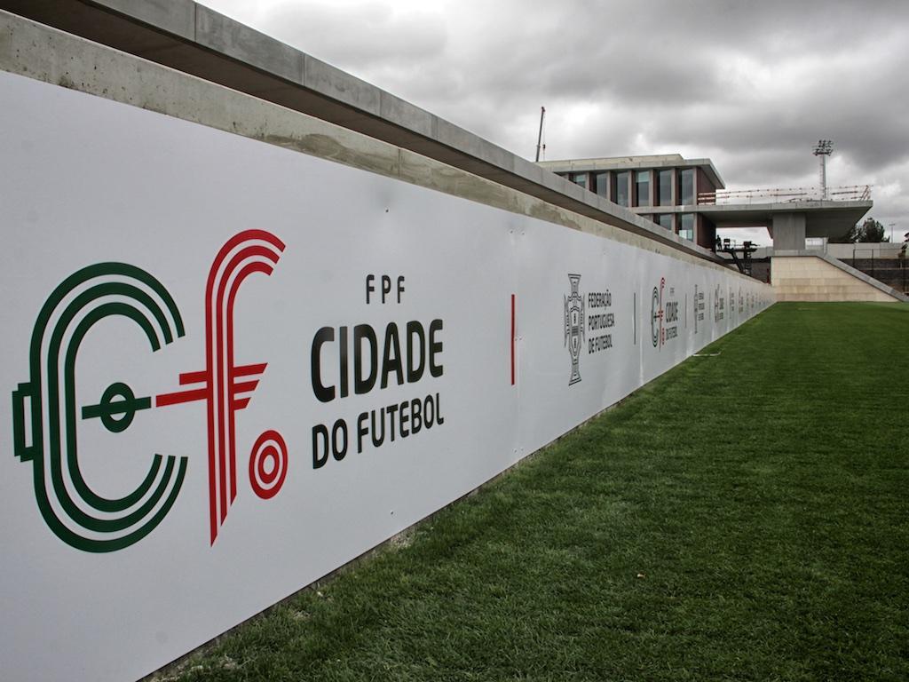 Visita guiada à Cidade do Futebol