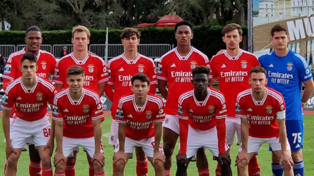 Benfica B (instagram Benfica Campus)