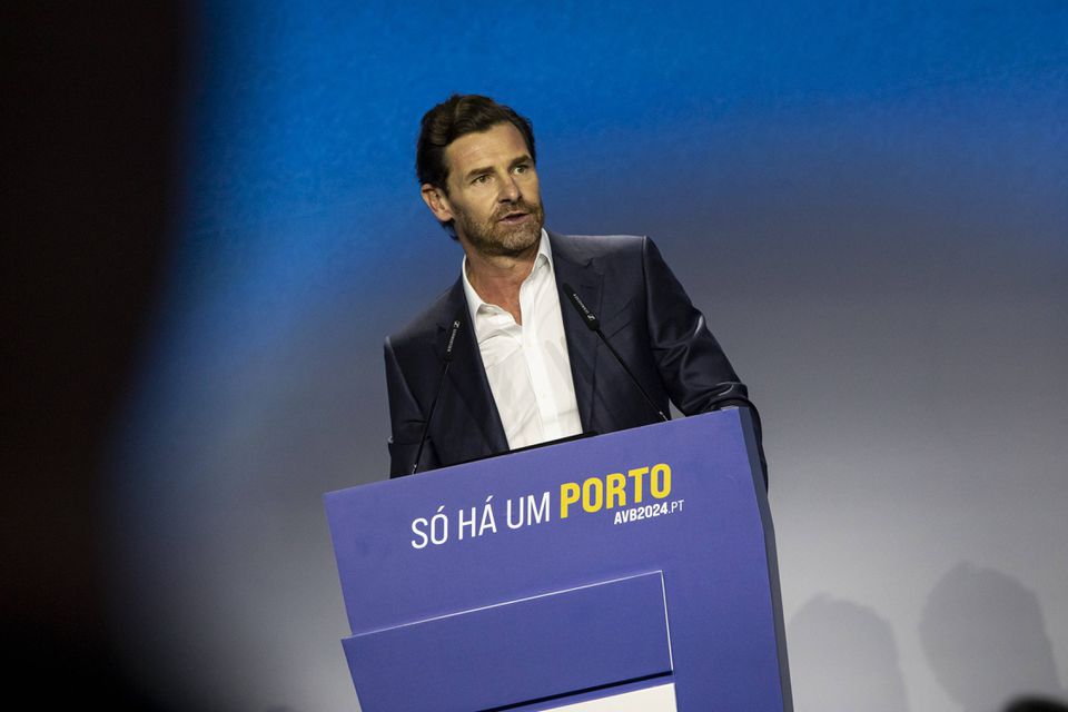 FC Porto: Villas-Boas pagou parte dos prémios da Champions