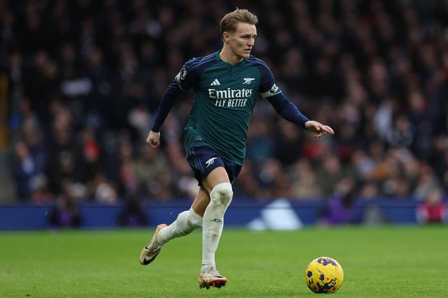 Odegaard em grande forma no Arsenal