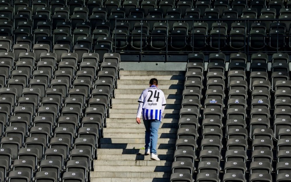 O Hertha Berlin, a 90 minutos das semifinais da DFB Pokal. AFP