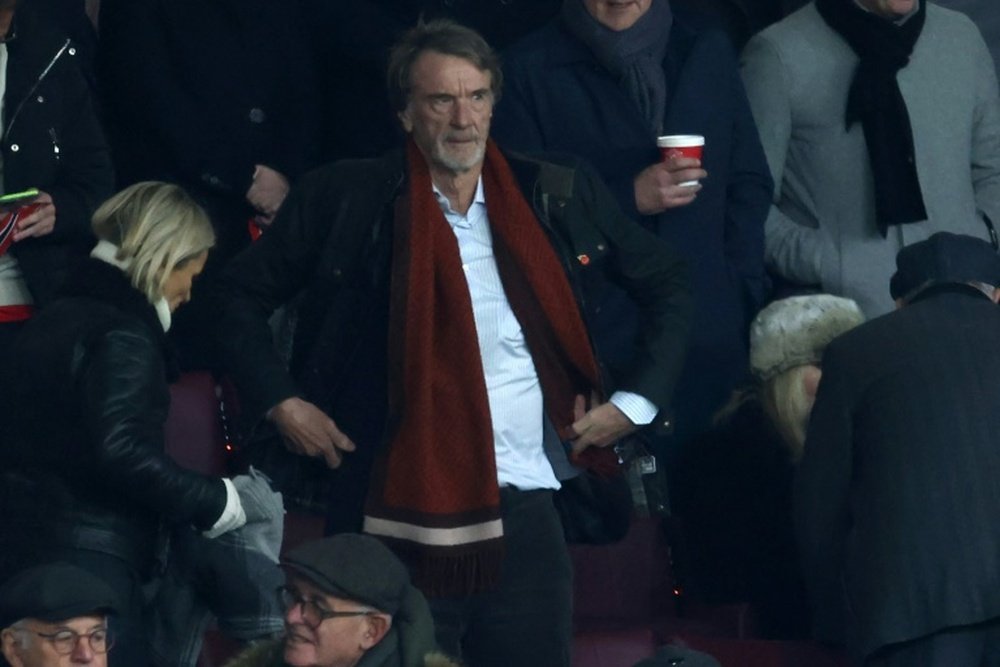 Jim Ratcliffe teve a compra de uma participação de 25% no Manchester United aprovada. AFP