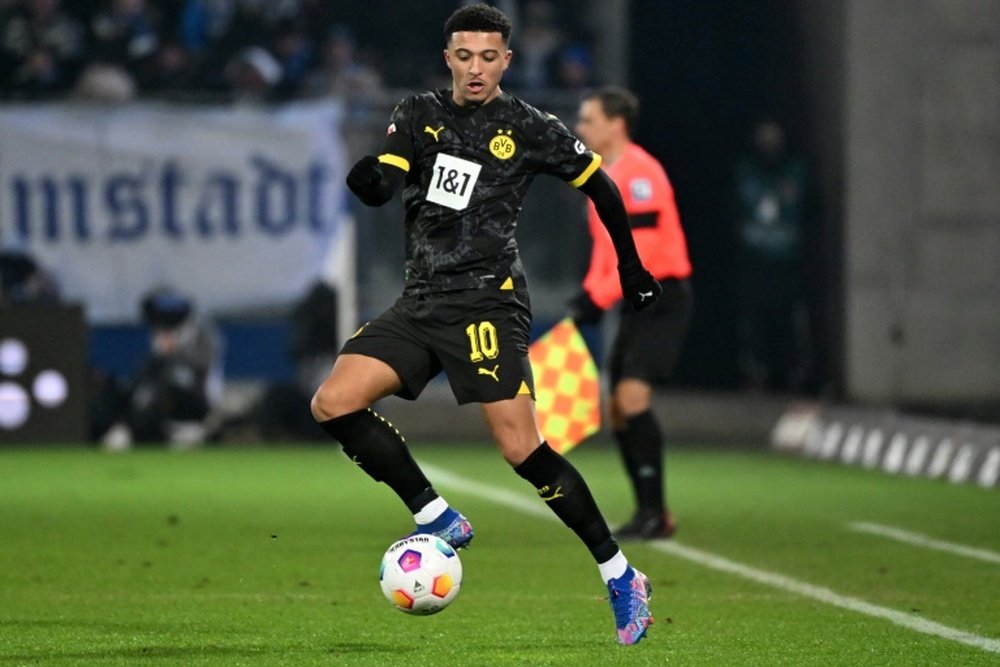 Jadon Sancho volta para casa. AFP