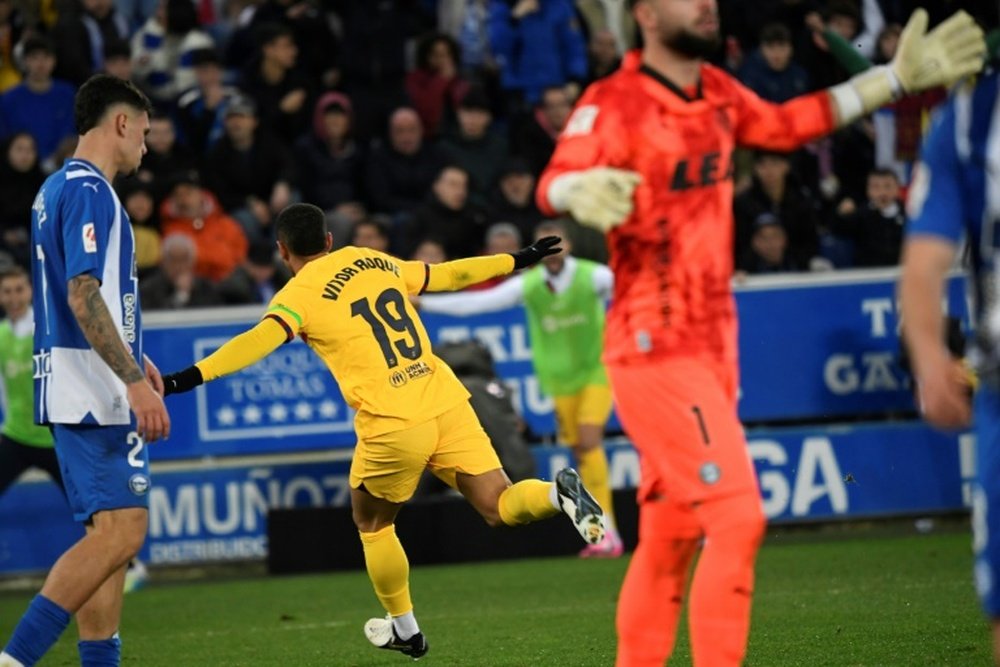 Vitor Roque celebra seu gol na partida. DAZN_ES