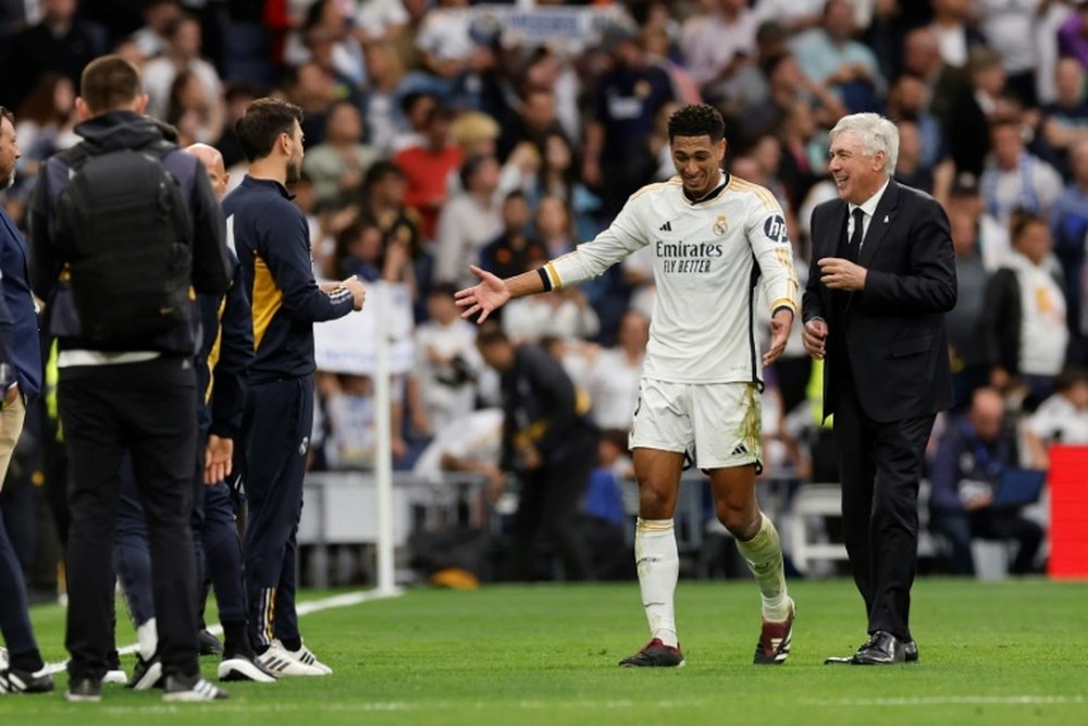 Ancelotti celebrou o título da Liga. AFP