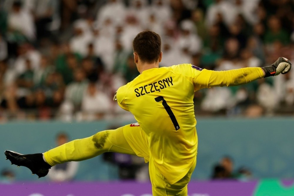 Szczesny confirma sua aposentadoria da seleção. AFP