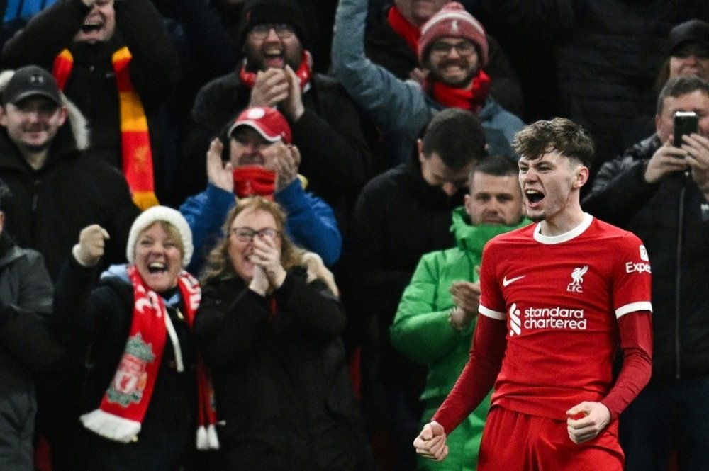 Conor Bradley celebrou seu primeiro gol com a camisa do Liverpool em Anfield. AFP