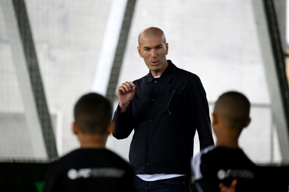 Zidane deseja voltar ao trabalho. AFP