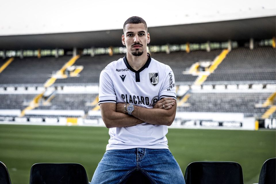 Oficial: João Mendes regressa ao V. Guimarães