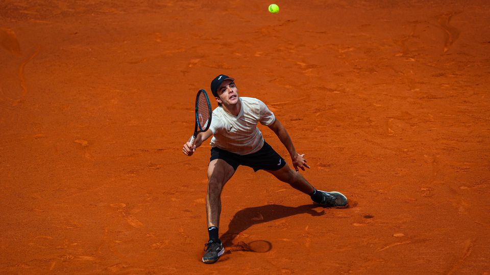 Jaime Faria à porta de Roland Garros