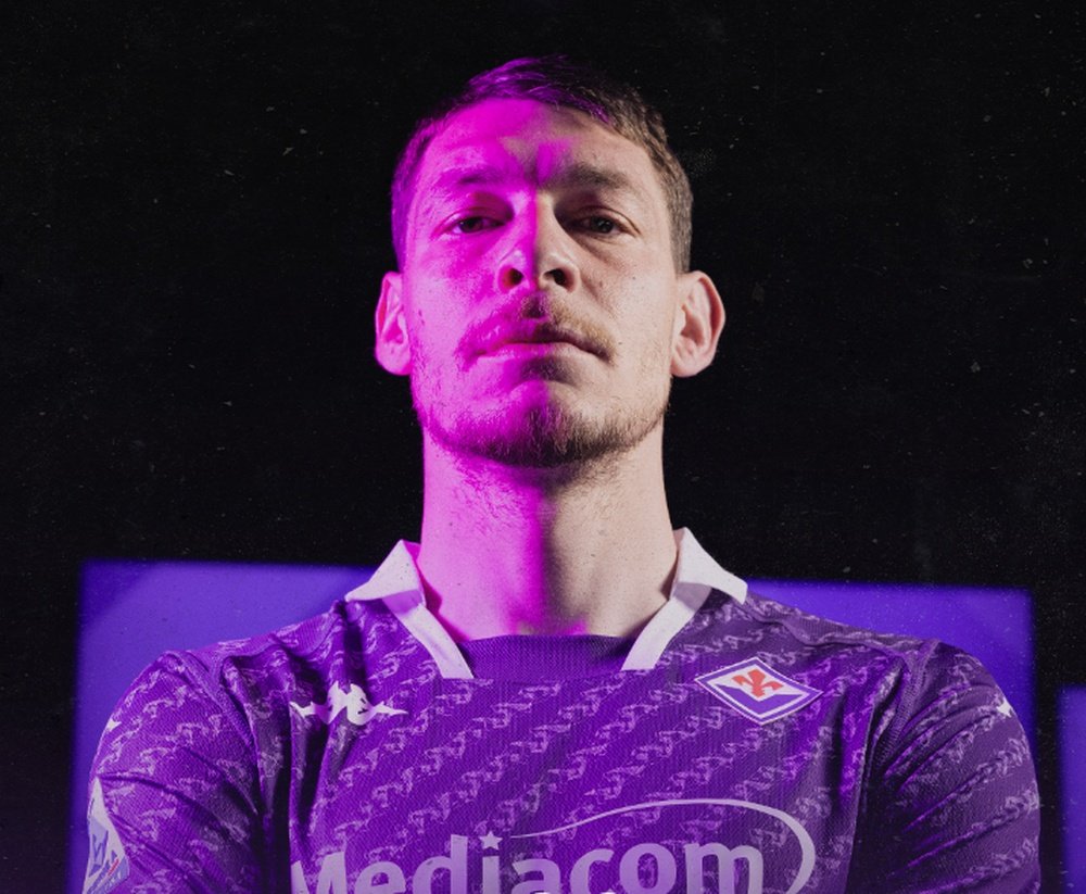 Belotti quer renascer com o Fiorentina. acffiorentina