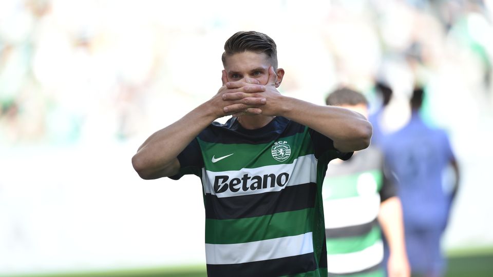 Sporting felicita Viktor Gyokeres