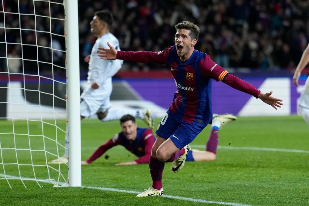 Sergi Roberto se cansa de esperar e negocia com outros clubes. EFE