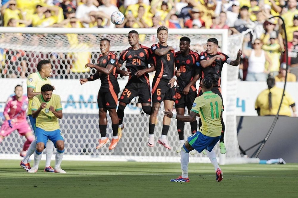 Após empate com a Colombia, Brasil enfrentará o Uruguai nas quartas. EFE