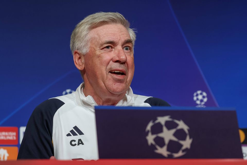 Lunin ou Courtois na final da Champions? Ancelotti diz que «está claro»