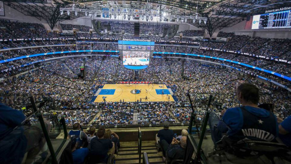 Mavericks arrasam Celtics no Jogo 4 e evitam a eliminação na estreia de Neemias nos Finals