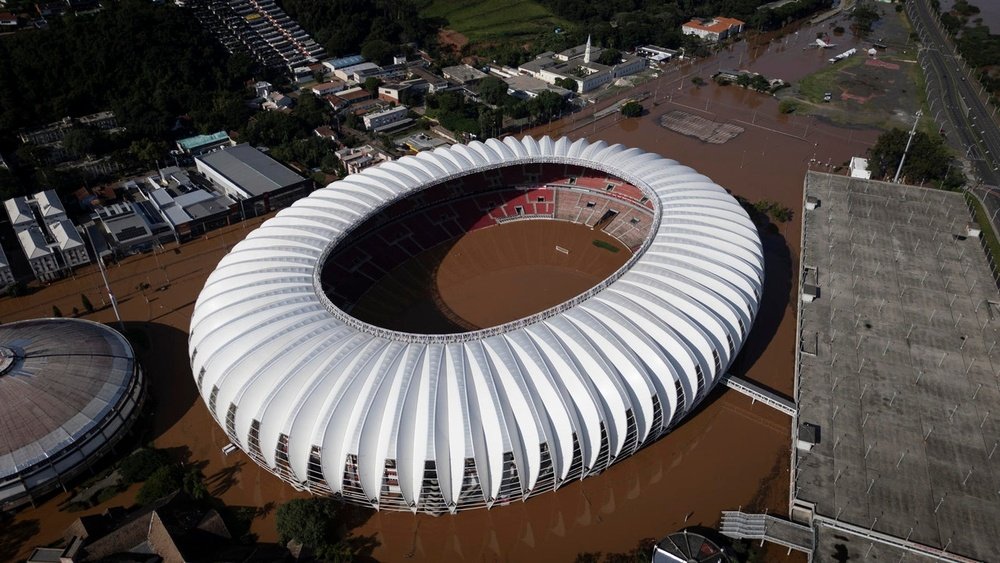 Estádio Beira-Rio, em Porto Alegre, inundado pelas chuvas do RS. EFE