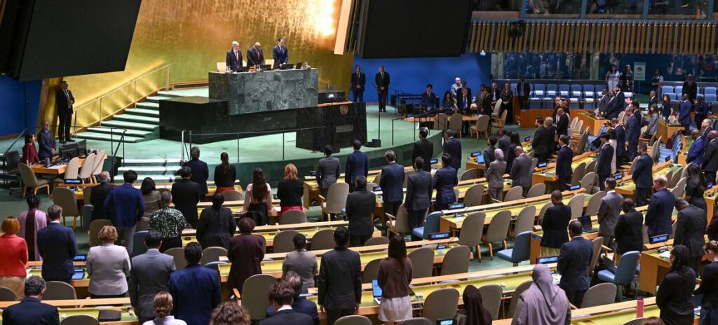 Uma visão ampla do Salão da Assembleia Geral