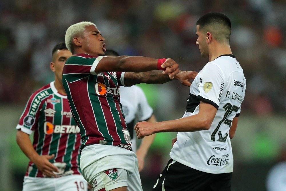 John Kennedy volta a ser afastado no Fluminense.  EFE/Andre Coelho